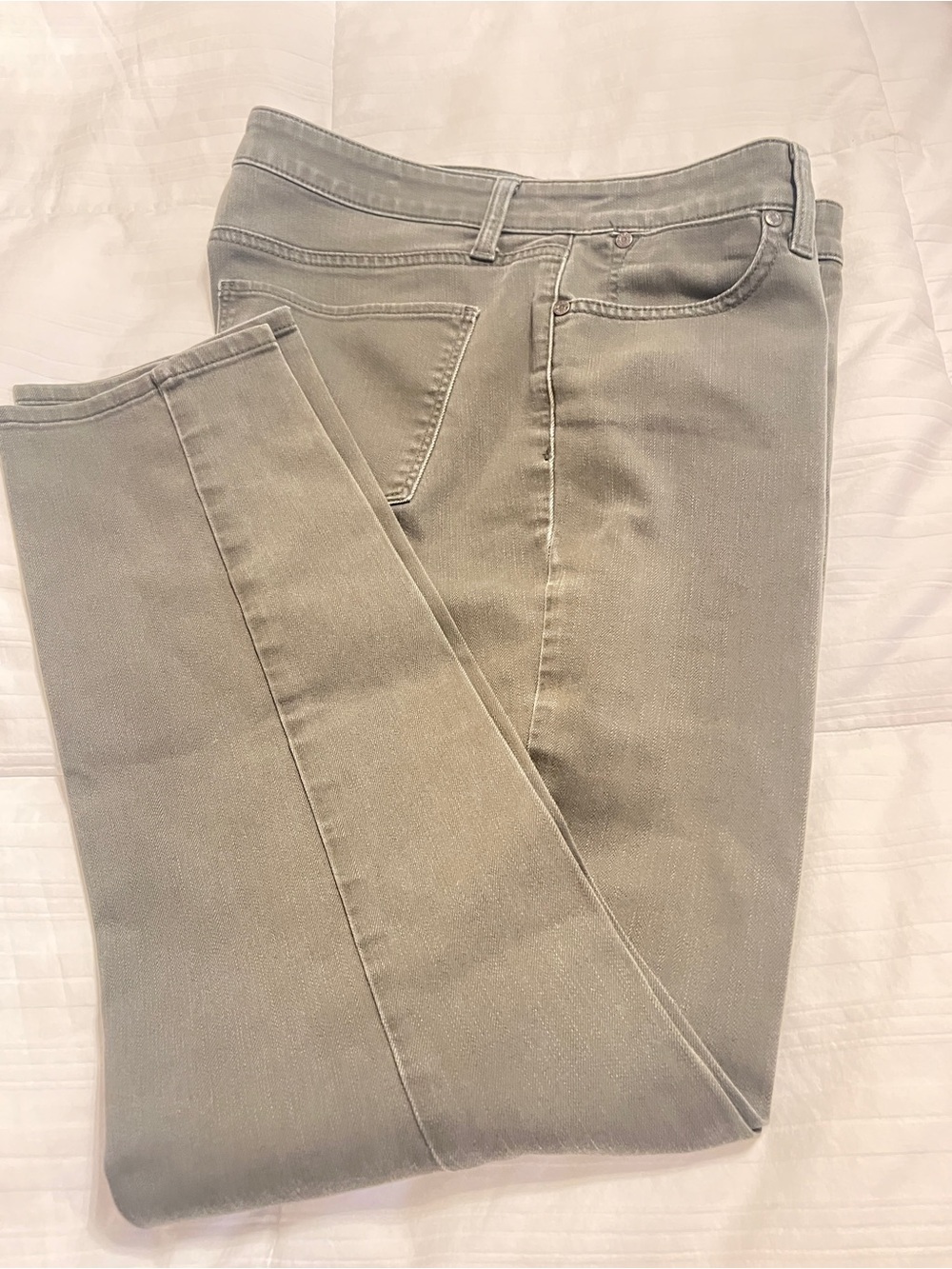 Talbots Flawless Slim Ankle Jeans in Olive Gray Size 12 - Picture 3 of 5